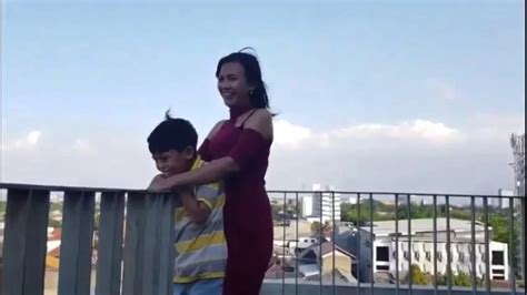 Keponakan Mesum Ngentot Tante Uno Kanaya.